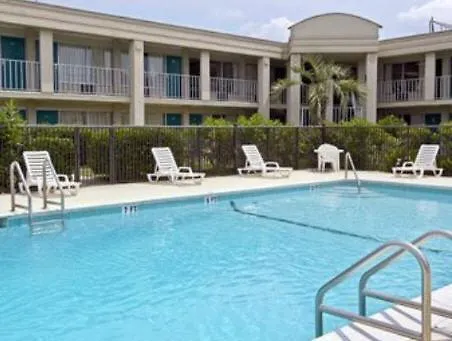 Days Inn Savannah - Oglethorpe Mall/Midtown 2*,  USA
